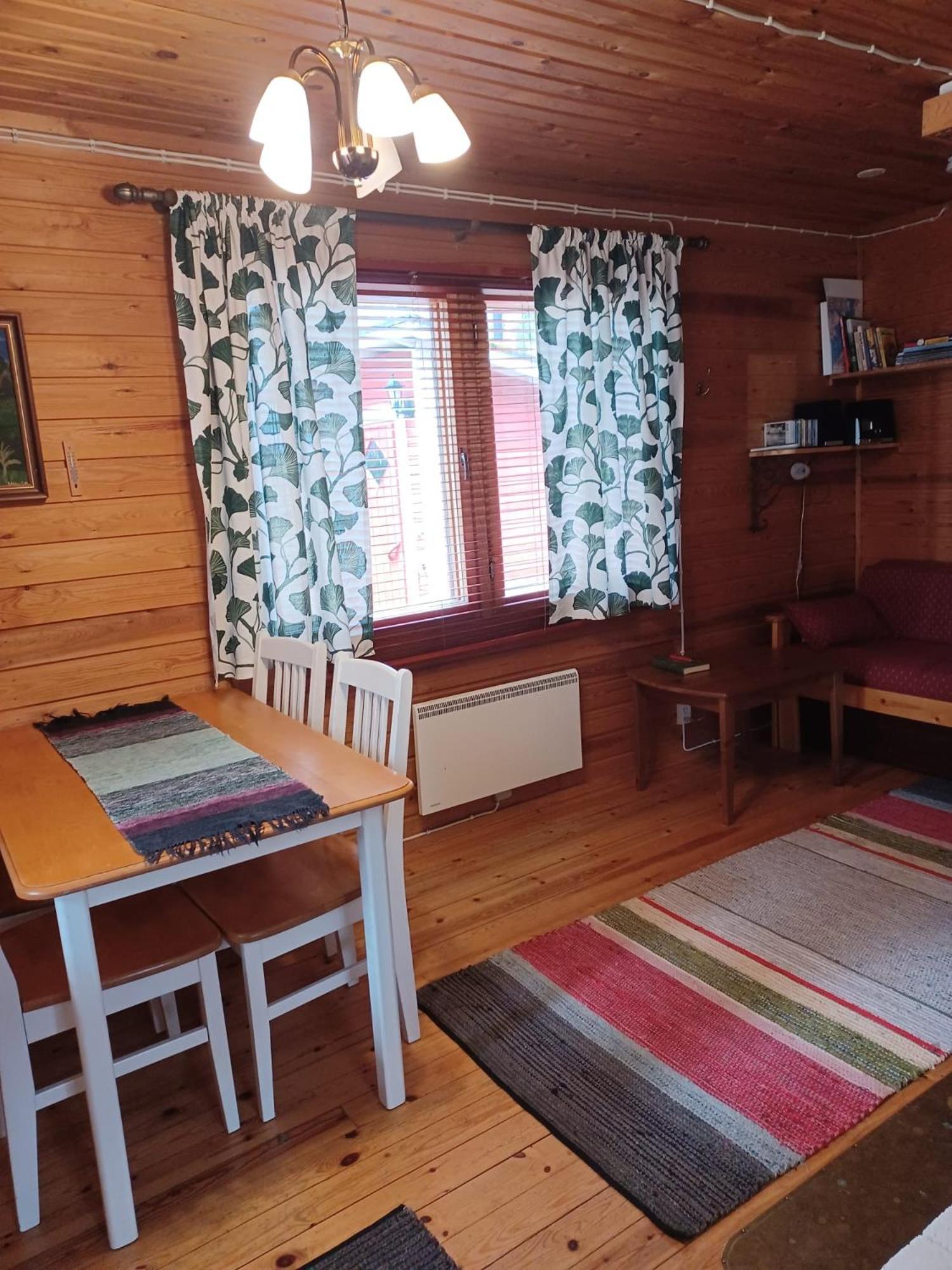 Accommodation And Fishing Vonkale Еенекоскі Номер фото