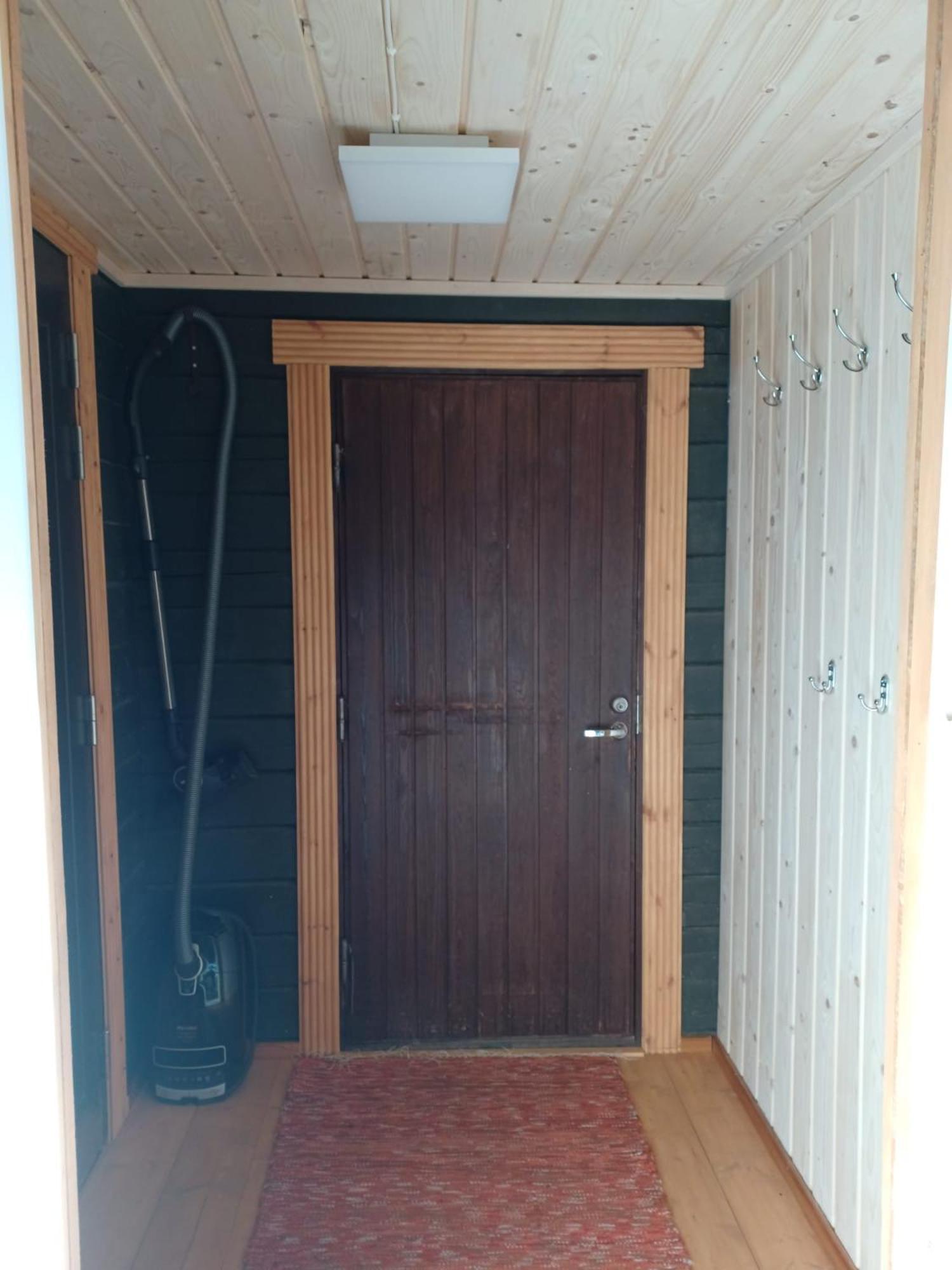Accommodation And Fishing Vonkale Еенекоскі Номер фото