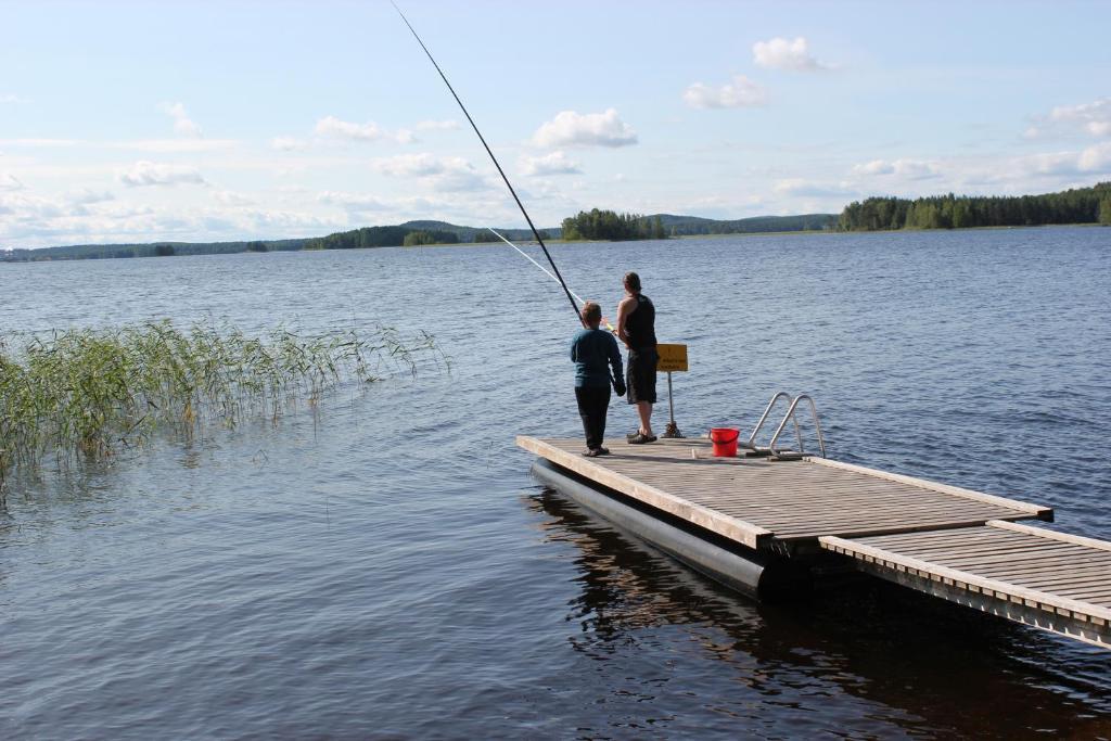 Accommodation And Fishing Vonkale Еенекоскі Екстер'єр фото