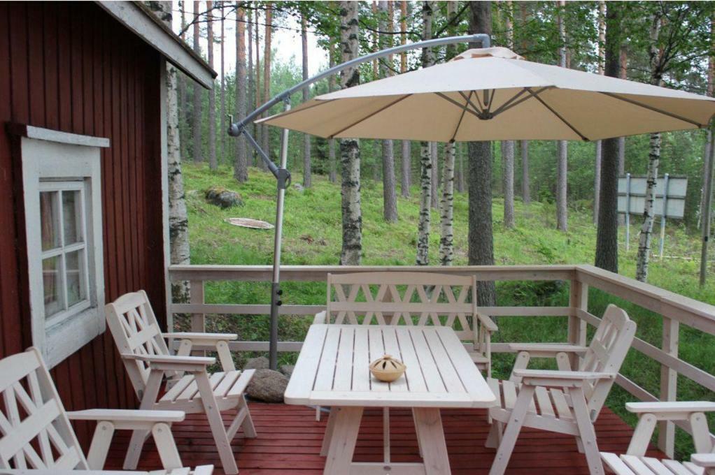 Accommodation And Fishing Vonkale Еенекоскі Екстер'єр фото